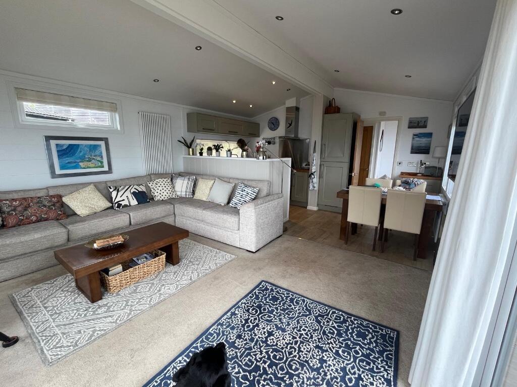 14 Portland Drive, Torquay Road, Shaldon, TQ14 0BG photo 5