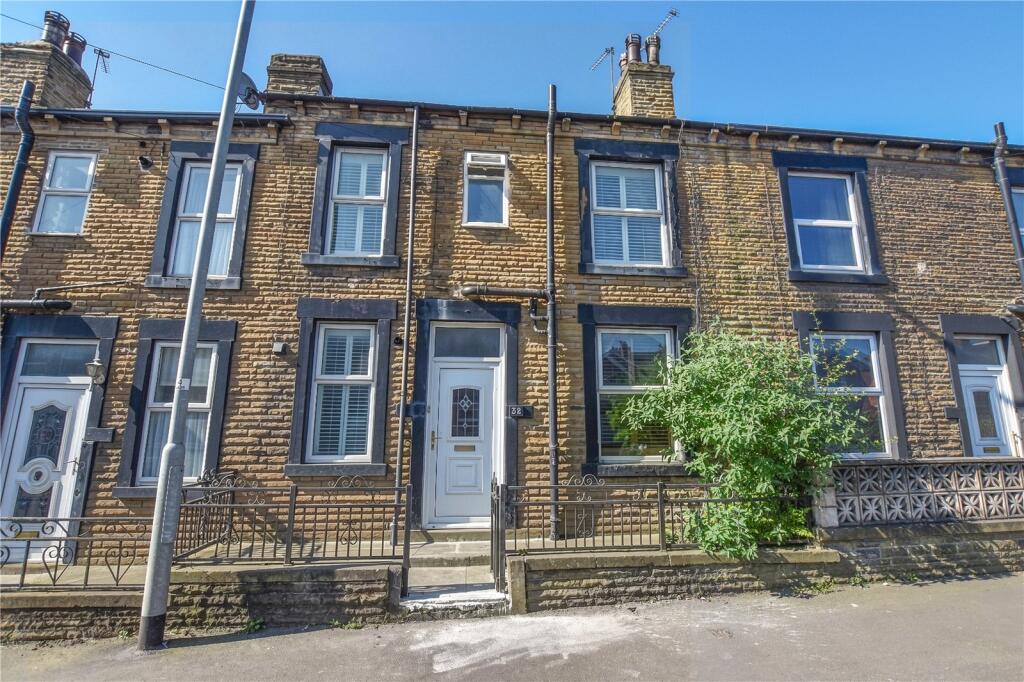 Main image of property: Asquith Avenue, Morley, Leeds, West Yorkshire