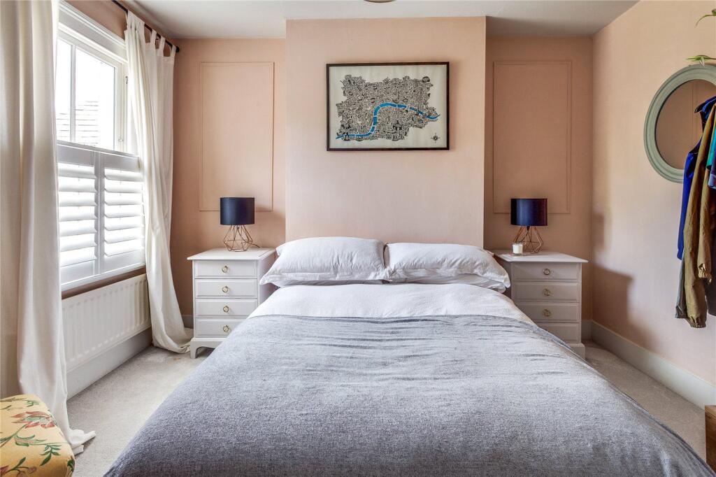 House in Twyford, Wokingham - View 6