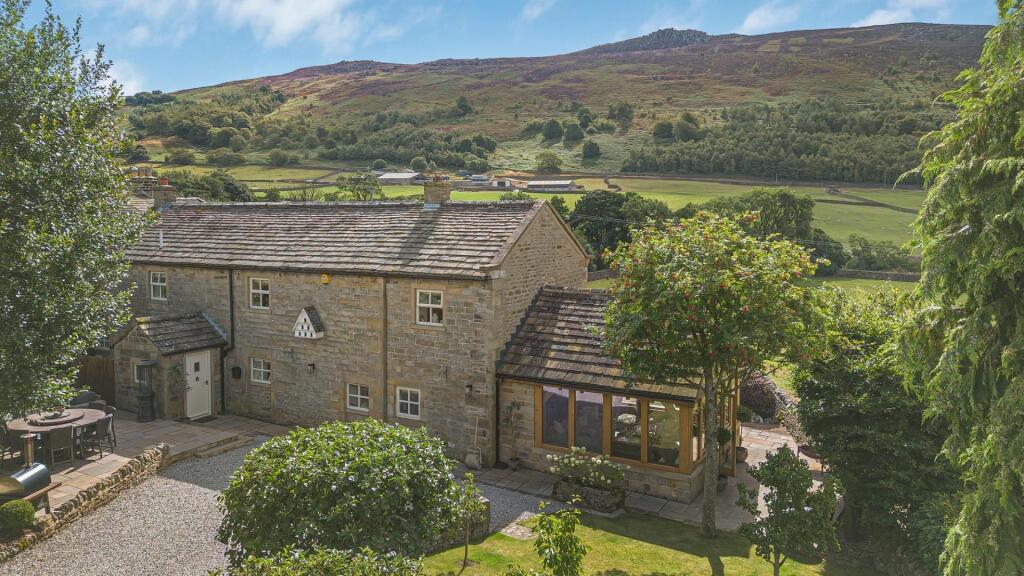 House in Bradford - View 5