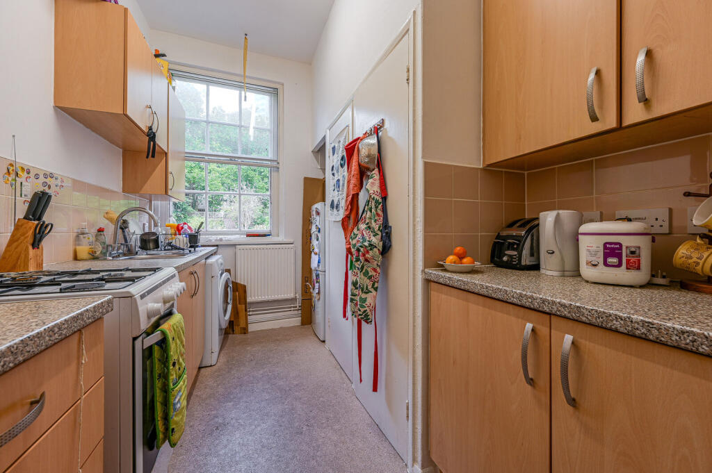 Apartment in London, Pepys Estate, New Cross - View 4