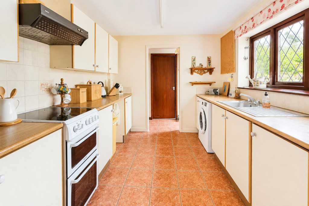 House in Bristol, Bitton - View 4