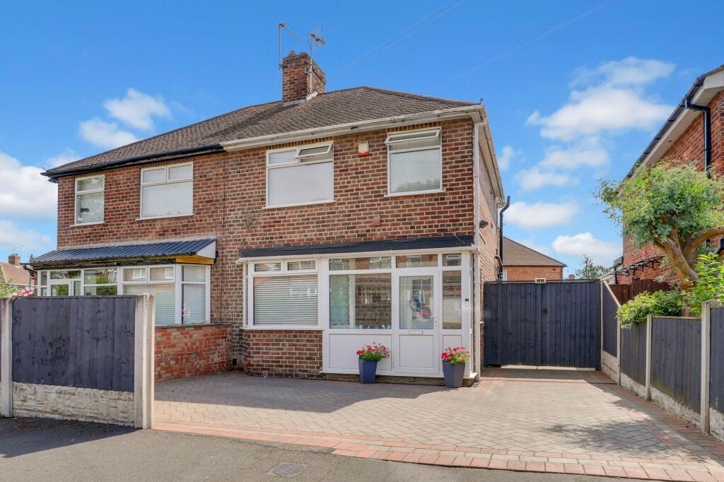 House in Nottingham, Beechdale - View 2