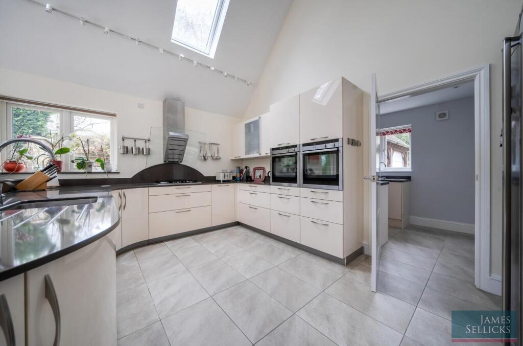 House in Harborough, Market Harborough - More