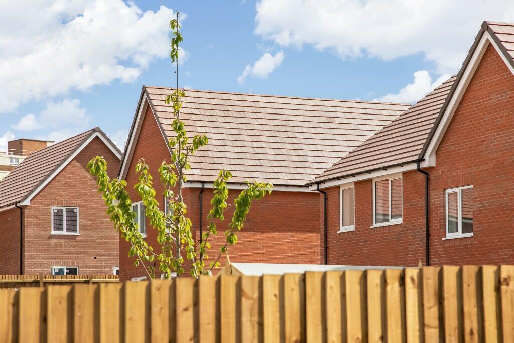 House in Telford, Dothill - More