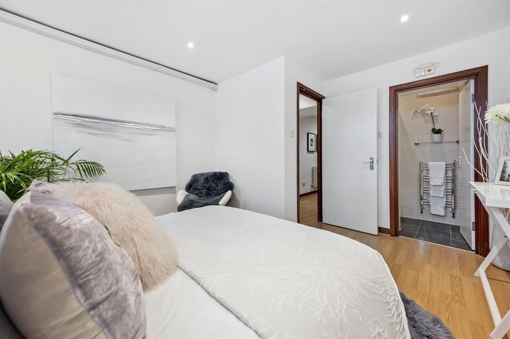Apartment in London, Stoke Newington - More