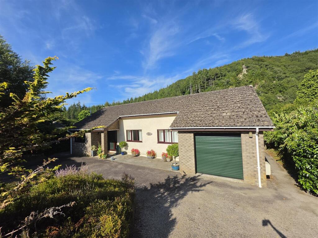 Main image of property: Tamar Way, Gunnislake