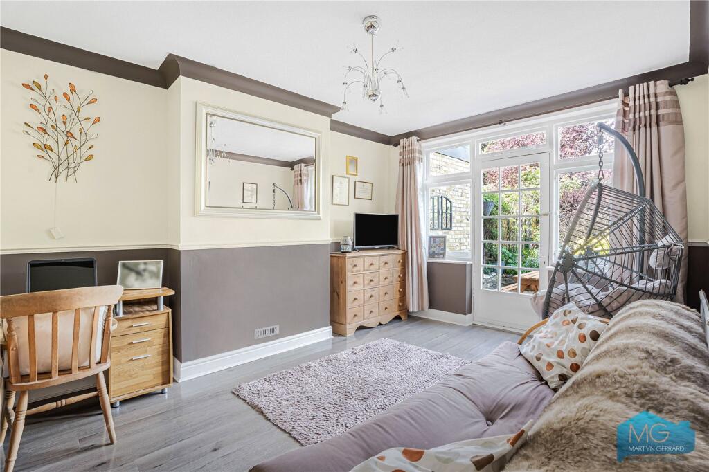 House in London - View 5