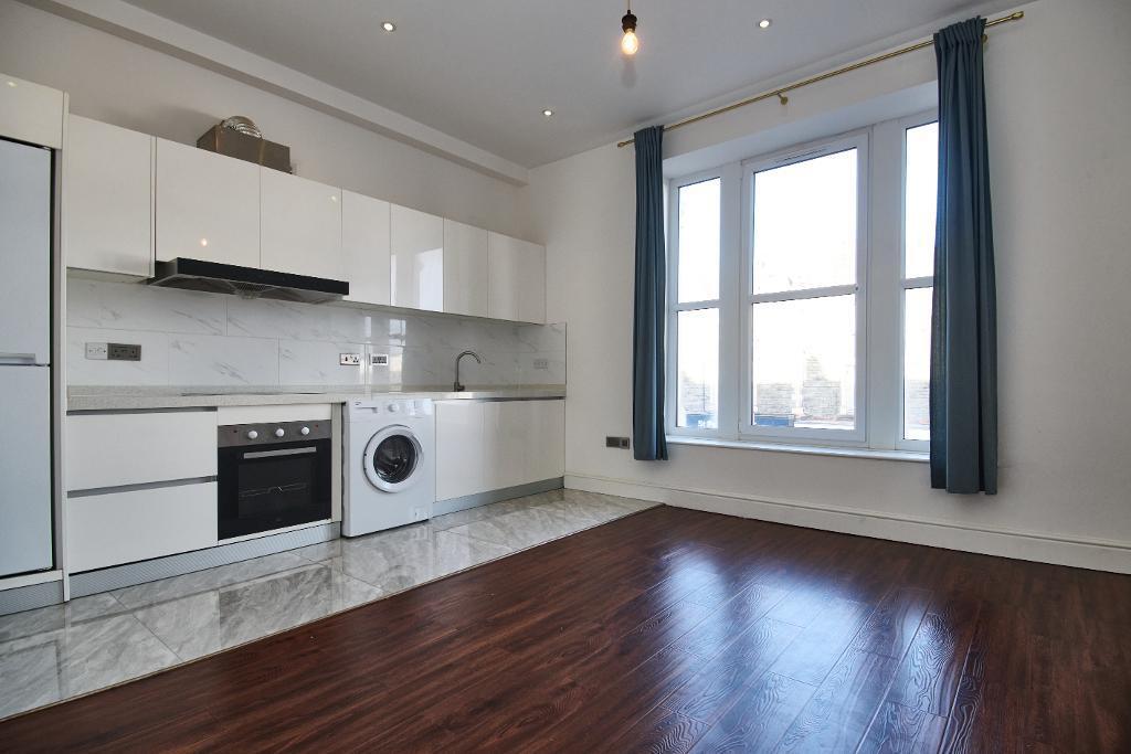Main image of property: Broad Street, Staple Hill, Bristol, BS16 5LR