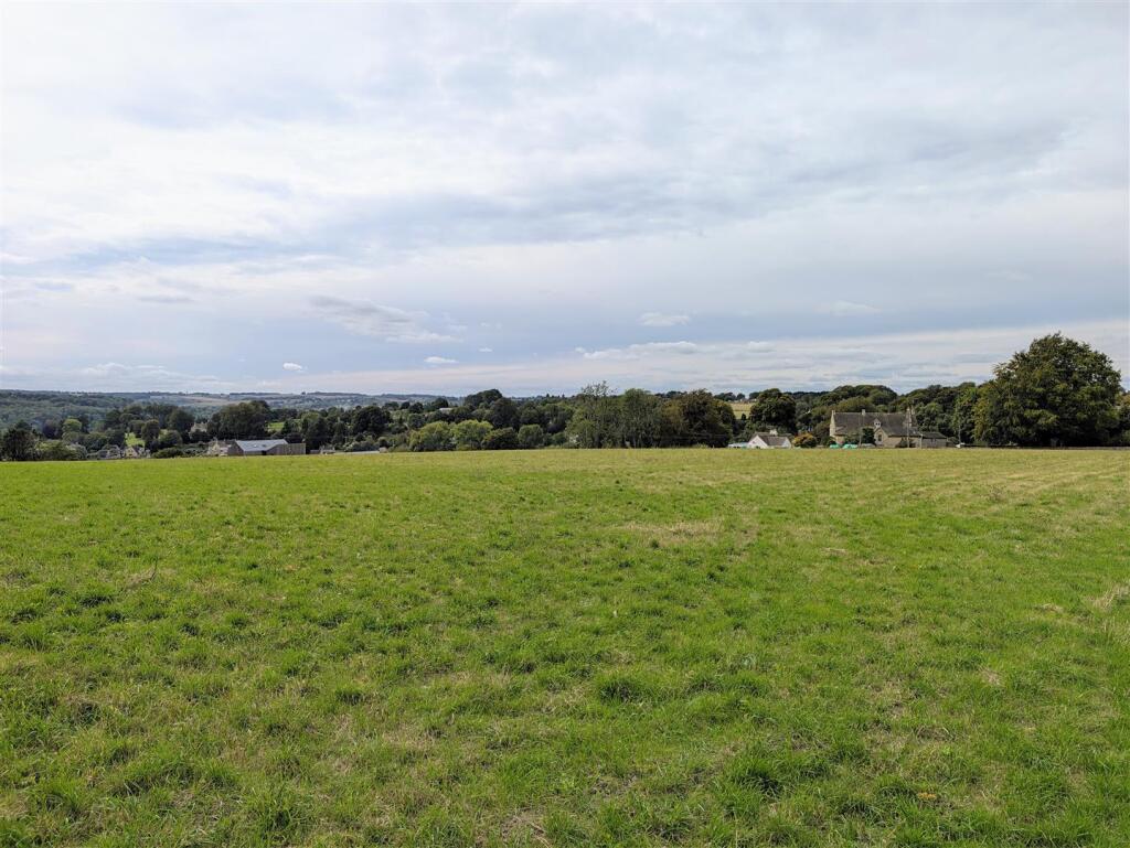 Adjacent to Tetbury Street, Minchinhampton, Stroud - More