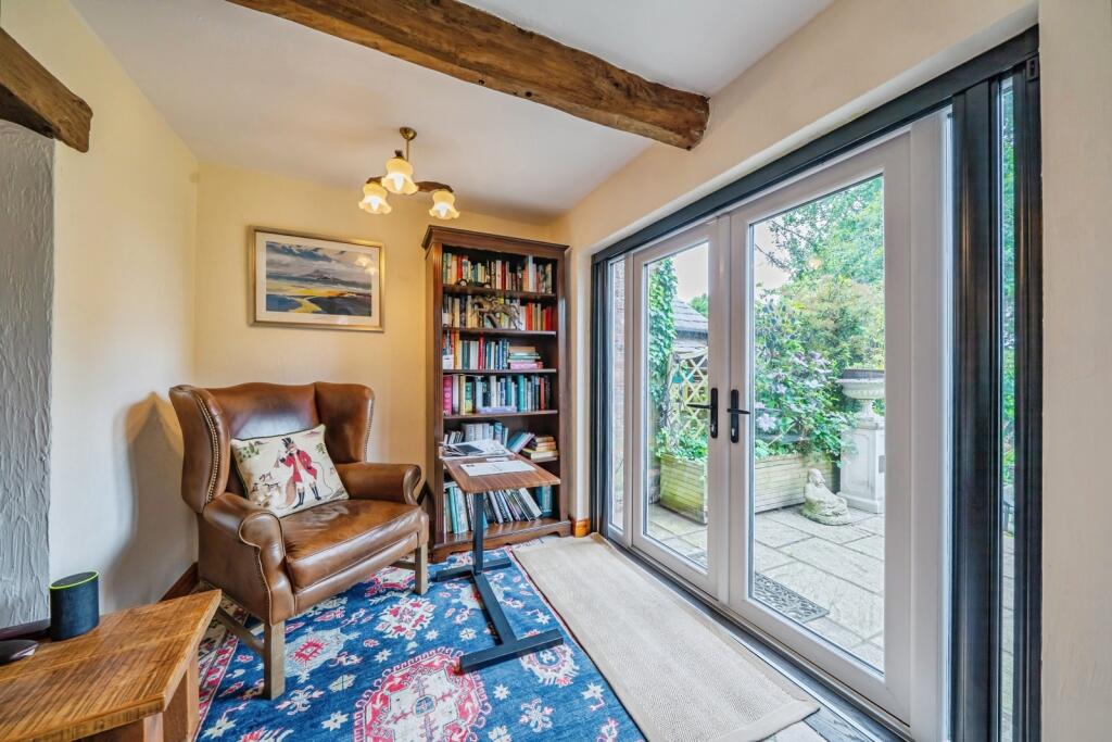 House in Warrington, Croft - More