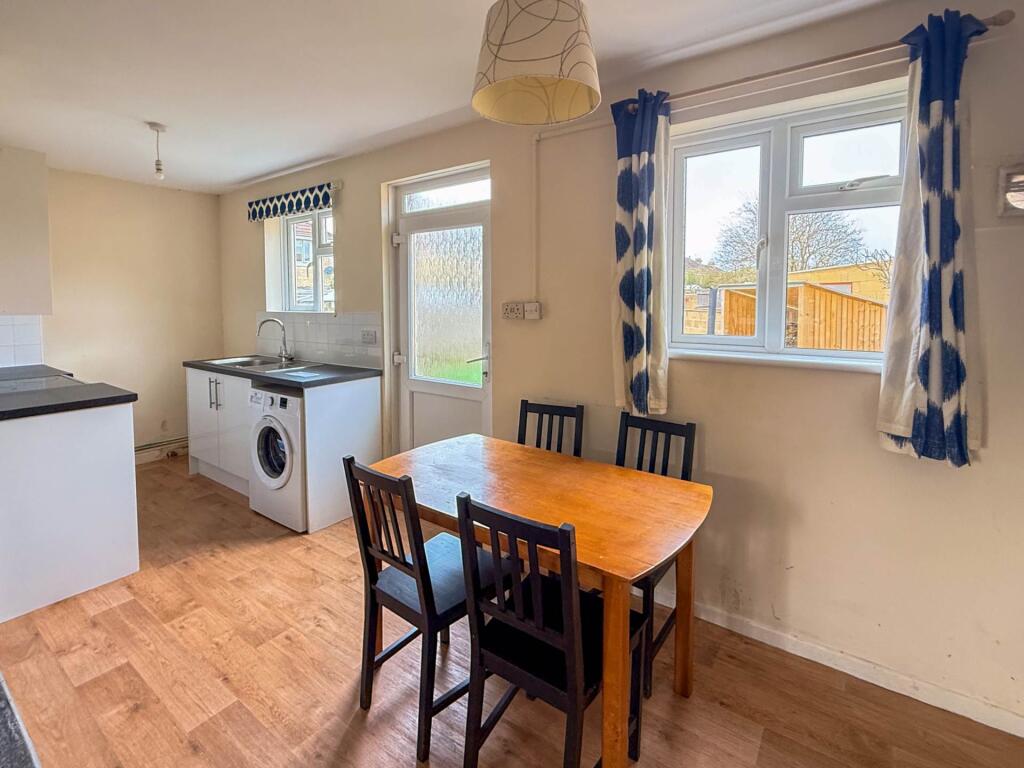 Eastover Grove, Bath photo 3