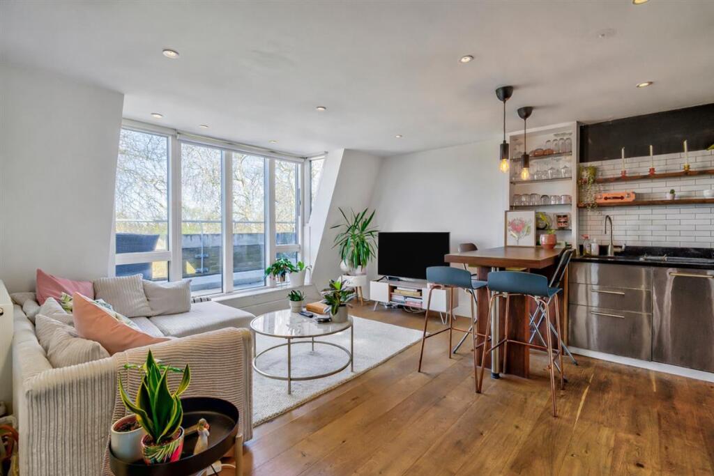 Apartment in London, Abbeville Village, Clapham - View 5
