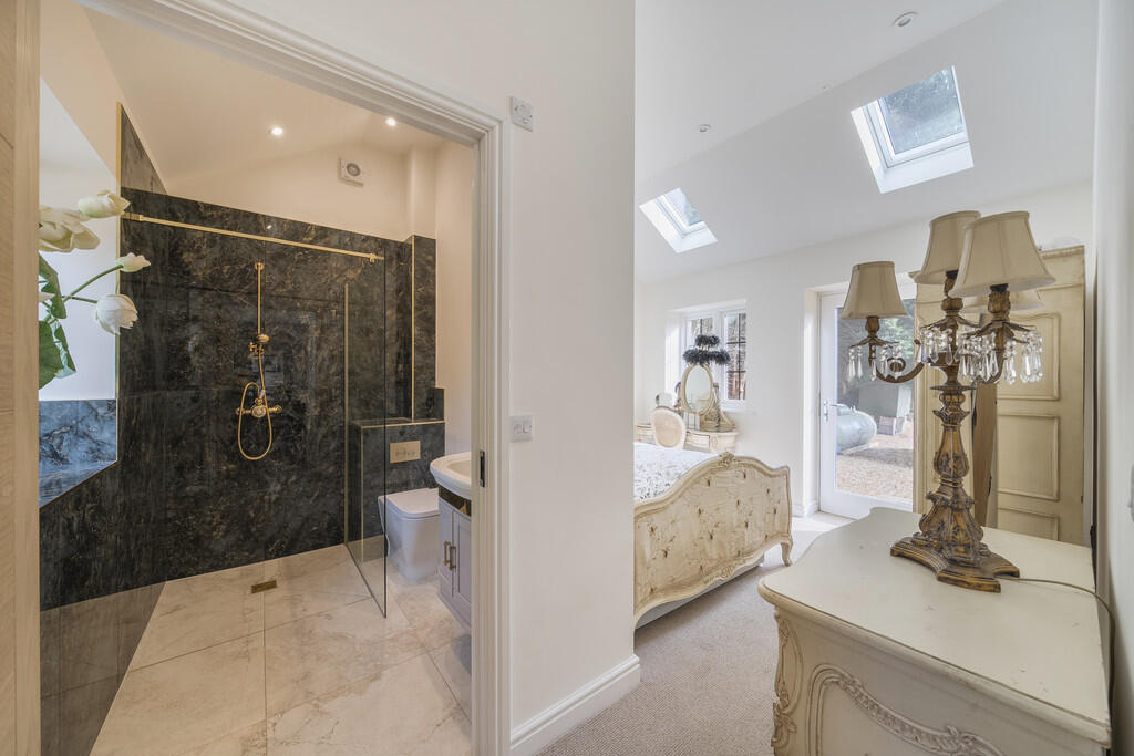 Additional image 9 of Manor Cottage, Rectory Lane, Upton Warren