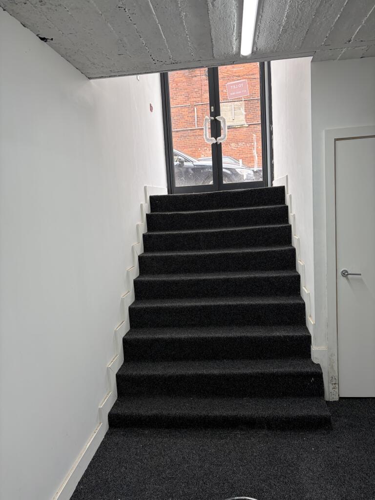 Main image of property: 13 Sherborne St
