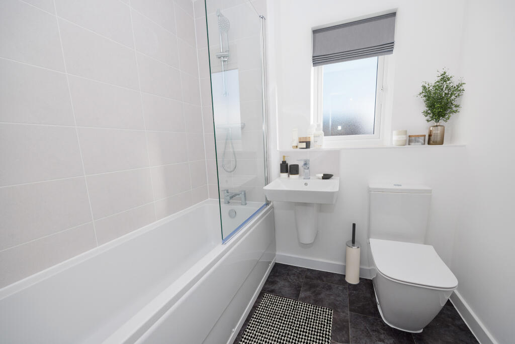 House in Widnes, Halton - View 5
