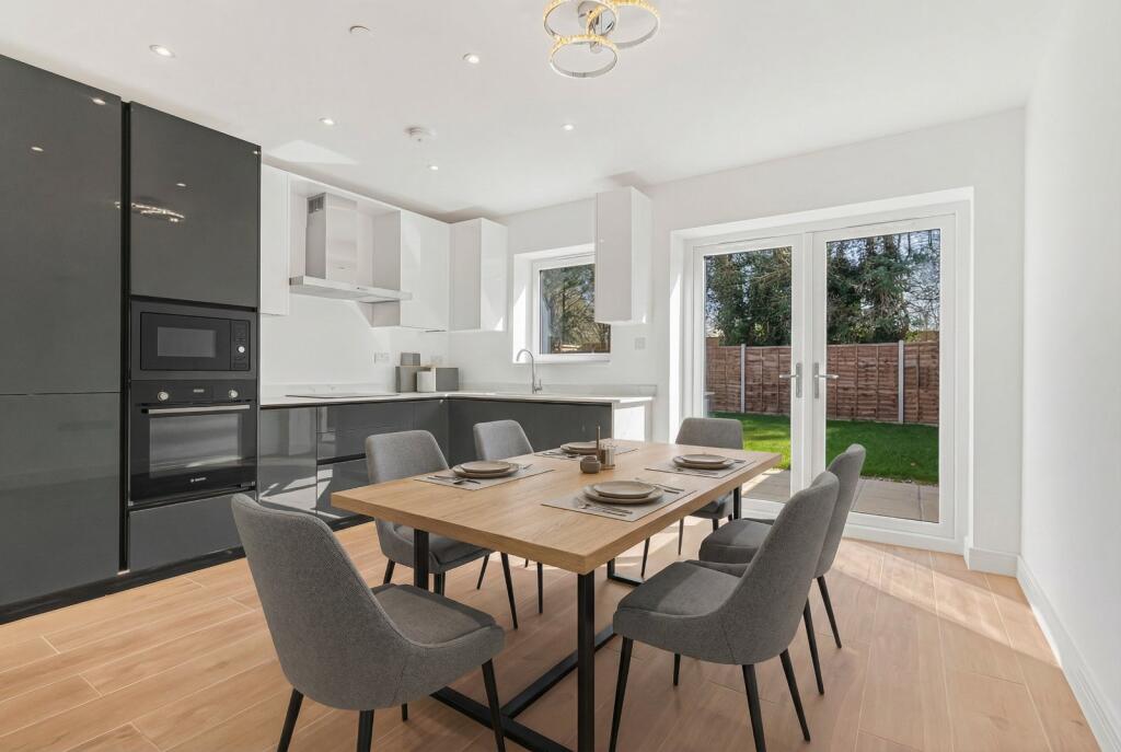 Main image of property: Champagne Walk, 
6A Dudley Road, N3