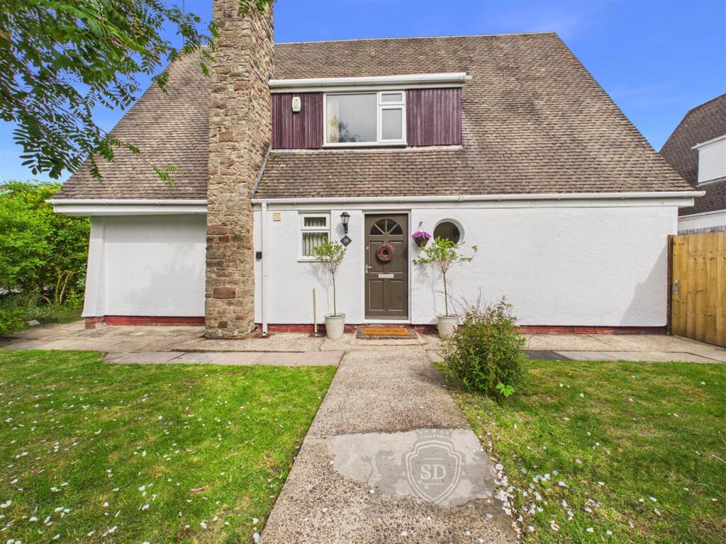 Main image of property: The Avenue, Rainford