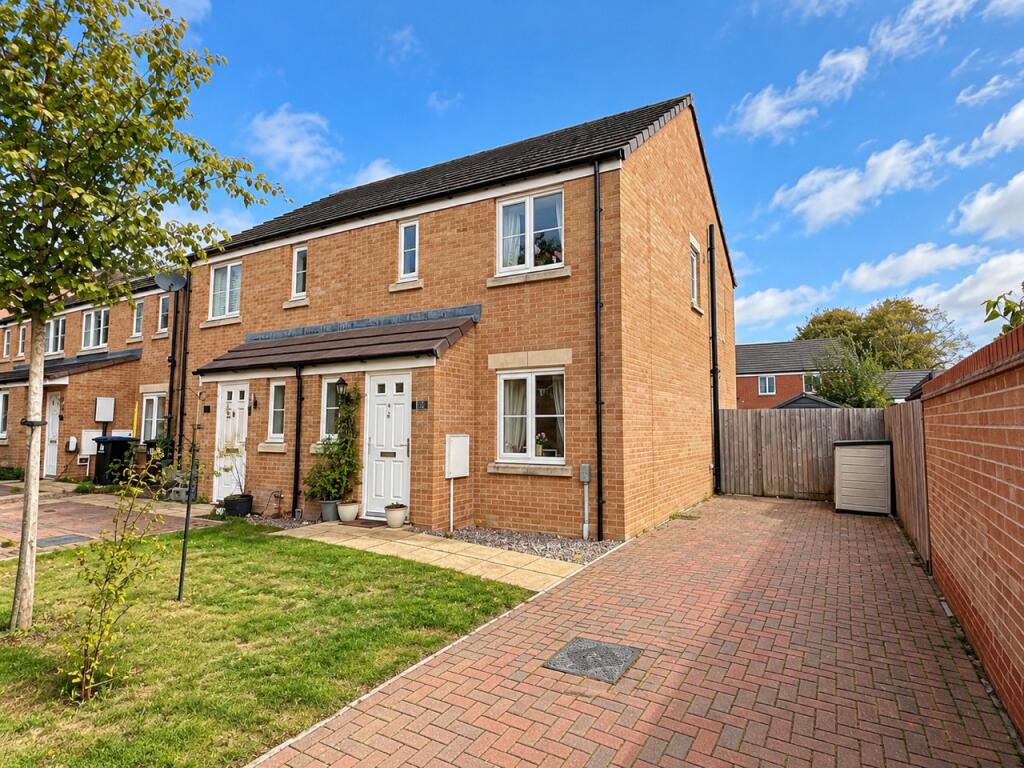 Main image of property: Aviary Row, Northampton