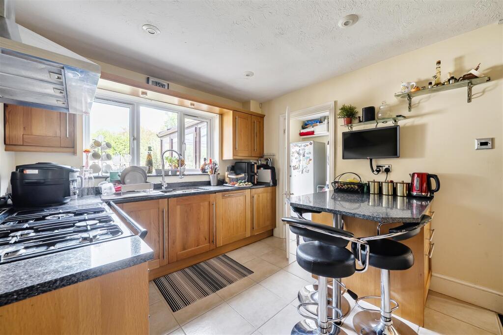 House in Reading - View 4
