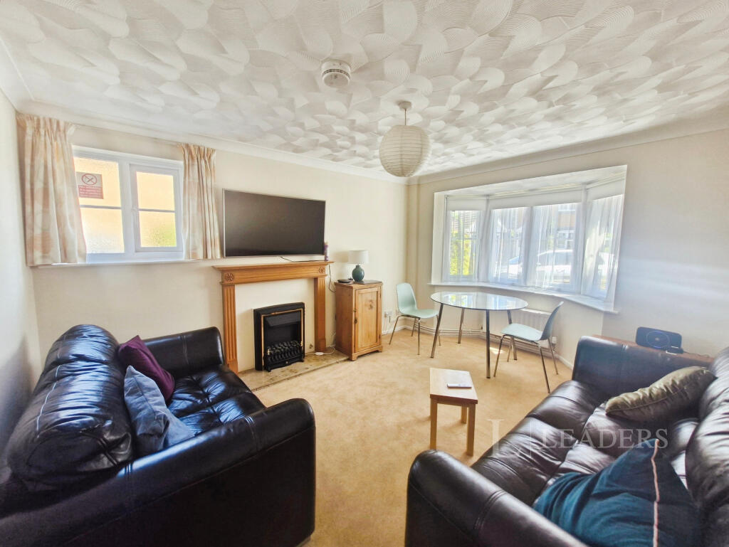 House in Eastleigh, Fair Oak and Horton Heath - View 3