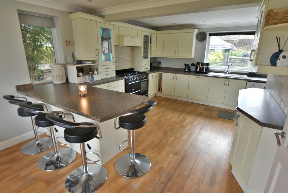 Cedar Drive, Colehill, Dorset, BH21 2JQ - View 4