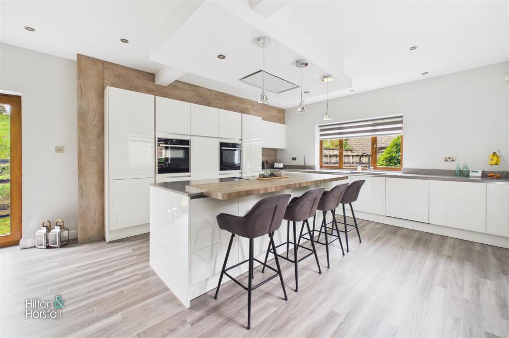House in Blackburn - View 4