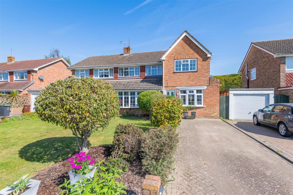 Main image of property: Brookfield Avenue, Larkfield, Aylesford