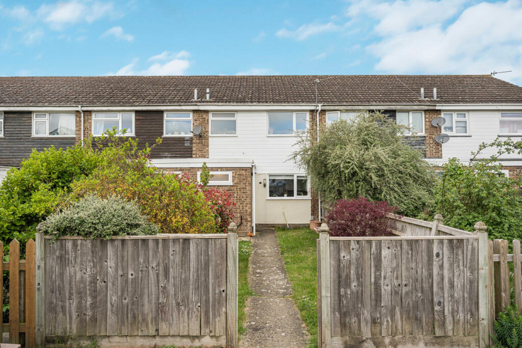 Main image of property: Broadmarsh Close, Wantage, OX12