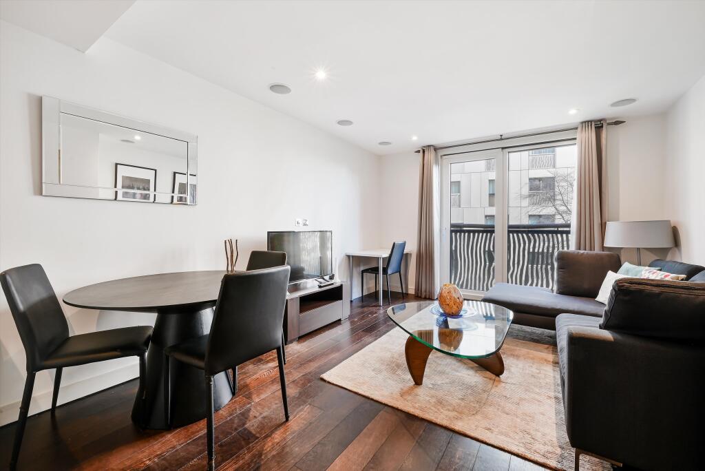 Apartment in London - View 3