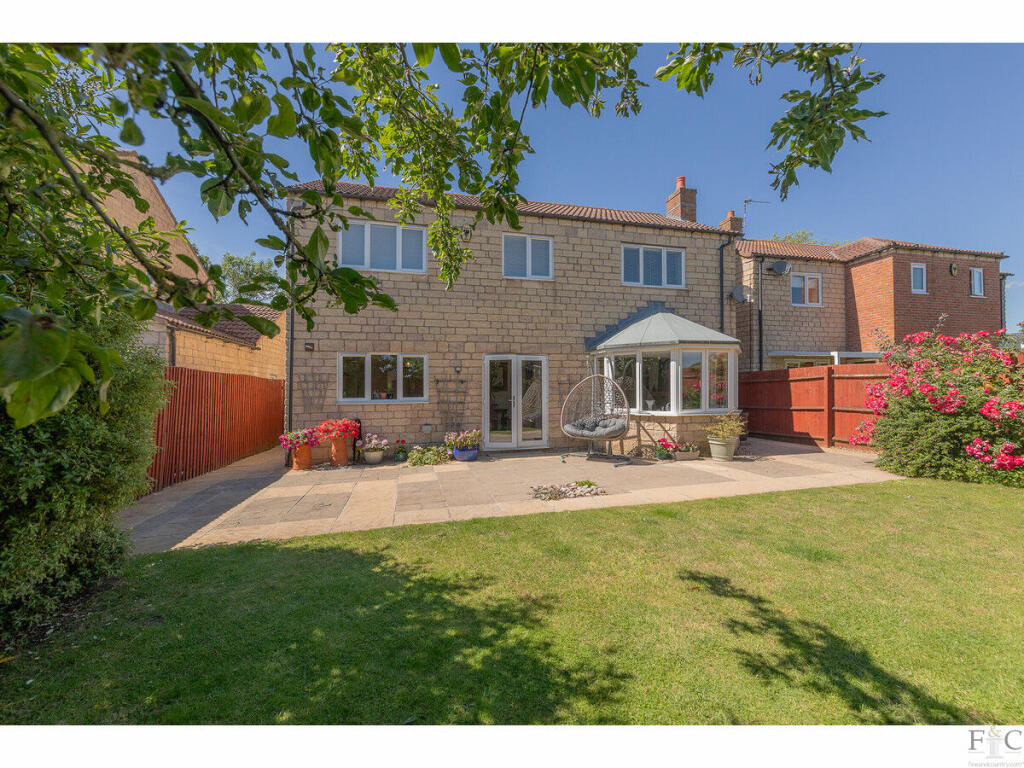Broctone Drive, Broughton Astley, LE9 photo 2