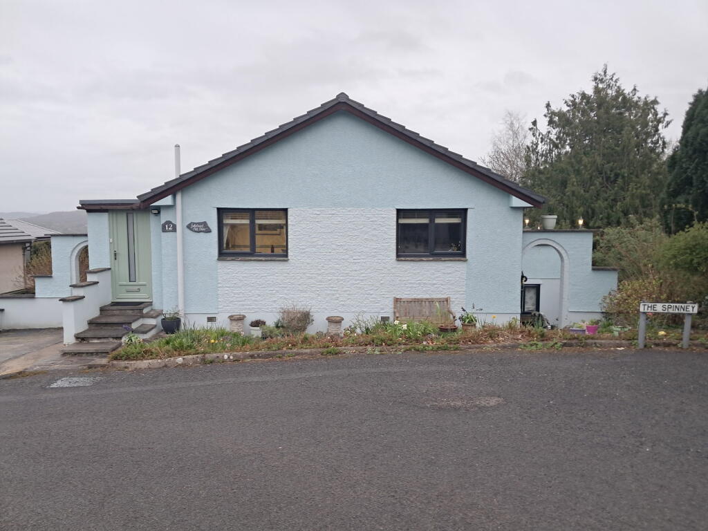 Main image of property: The Spinney, Arnside, Carnforth, LA5 0EX