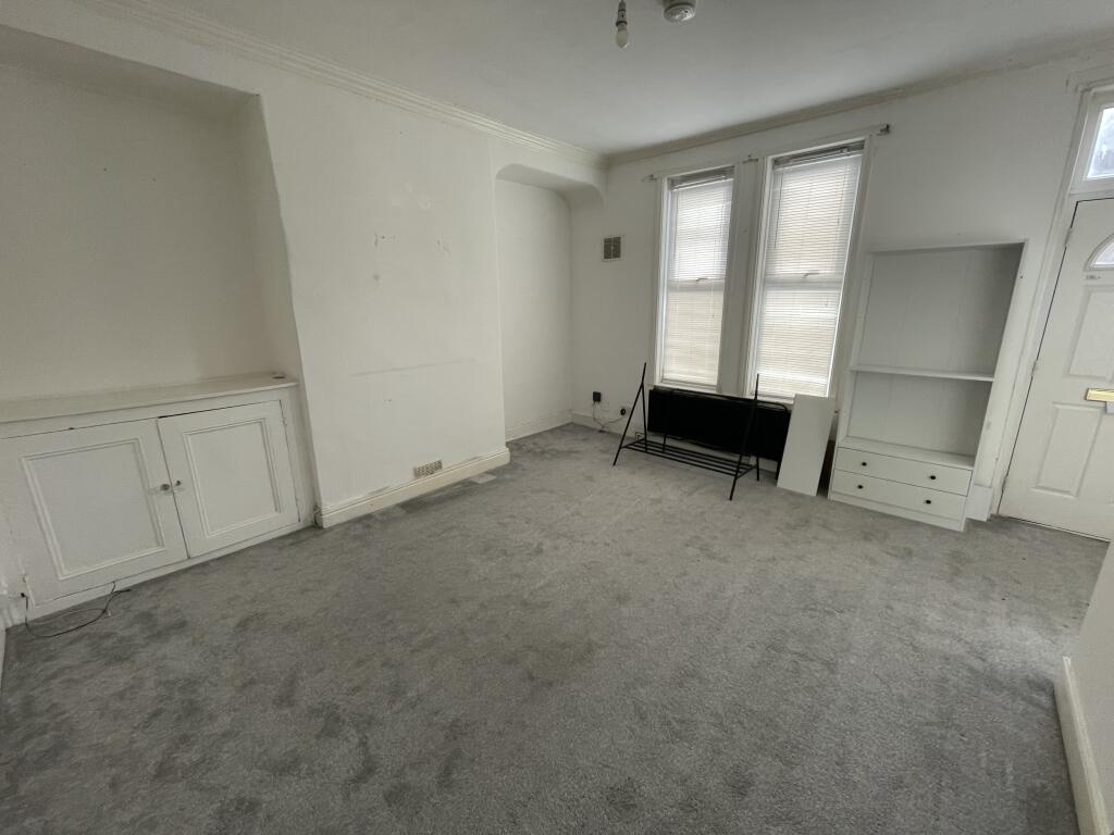 House in Leeds - View 2