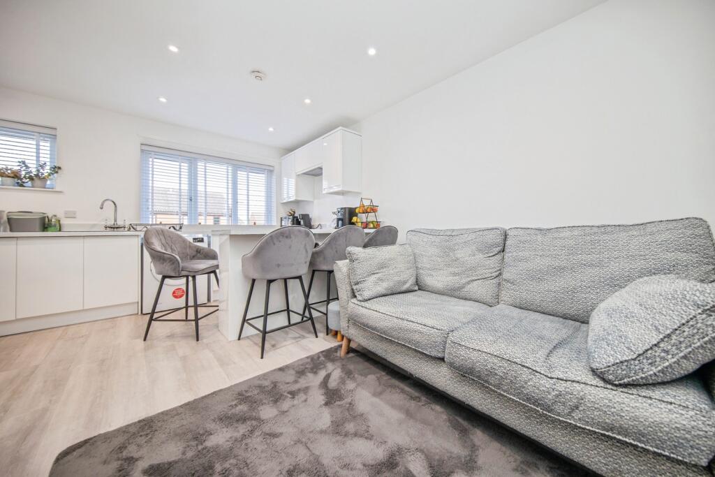 Apartment in Ipswich - View 3