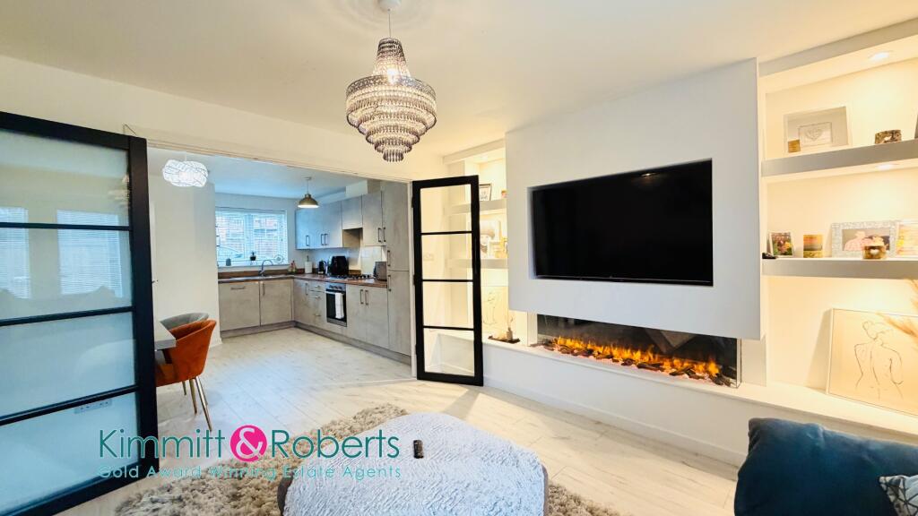 Roseberry Close, Seaham, Durham, SR7 7FA photo 3