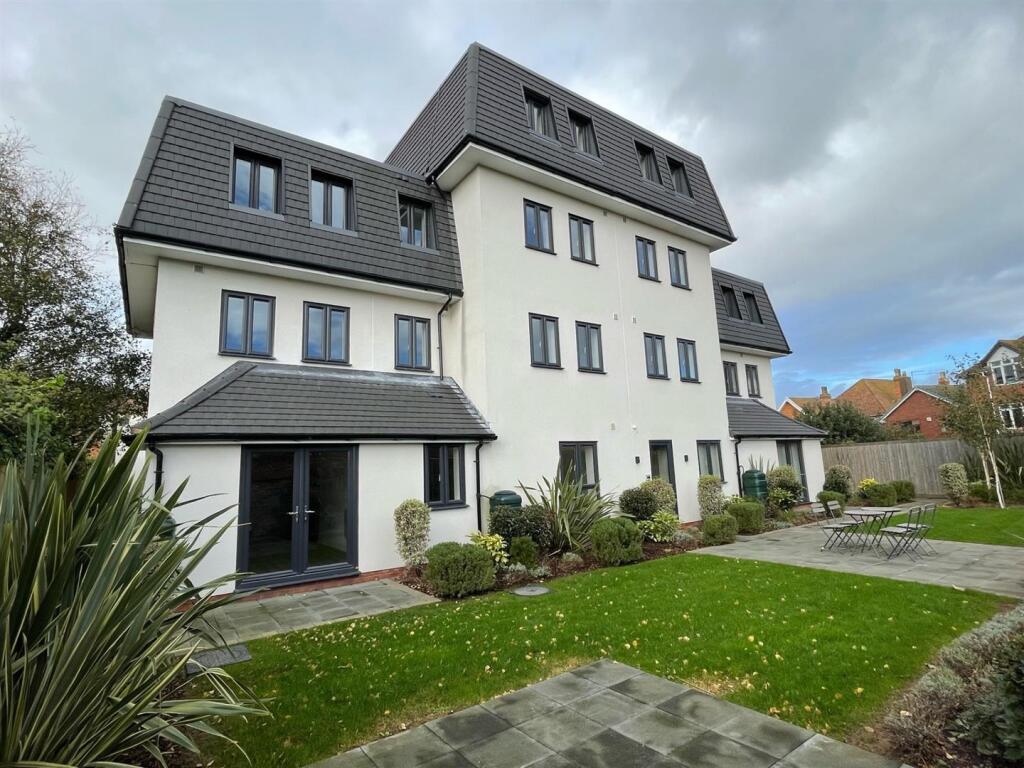 Main image of property: Victoria Street, Burnham-On-Sea