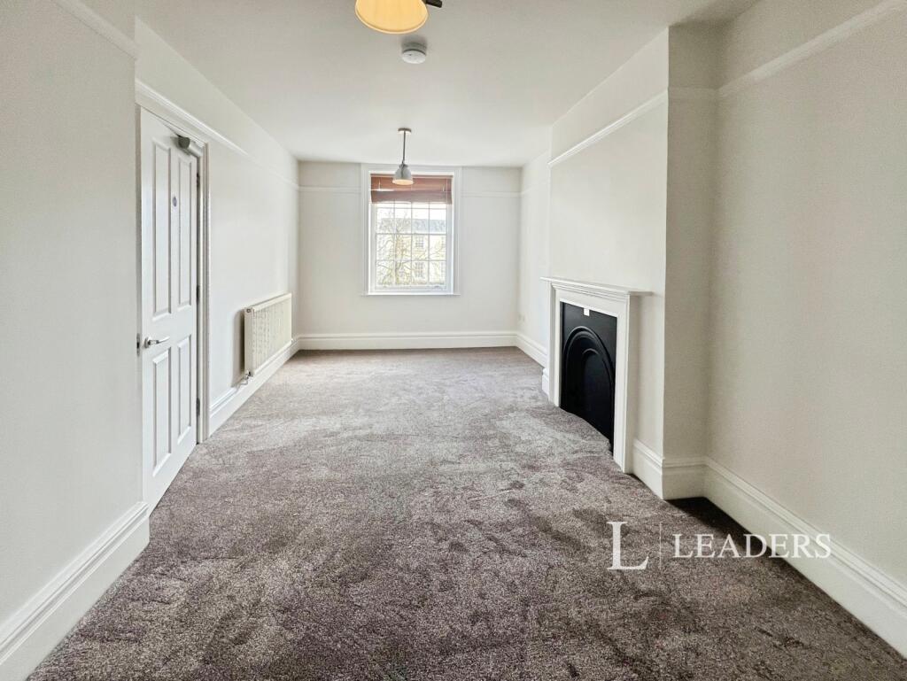 Main image of property: Market Hill, Buckingham, Buckinghamshire, MK18