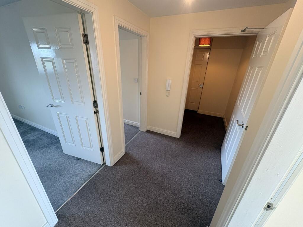 Apartment in St Helens, Fingerpost - More