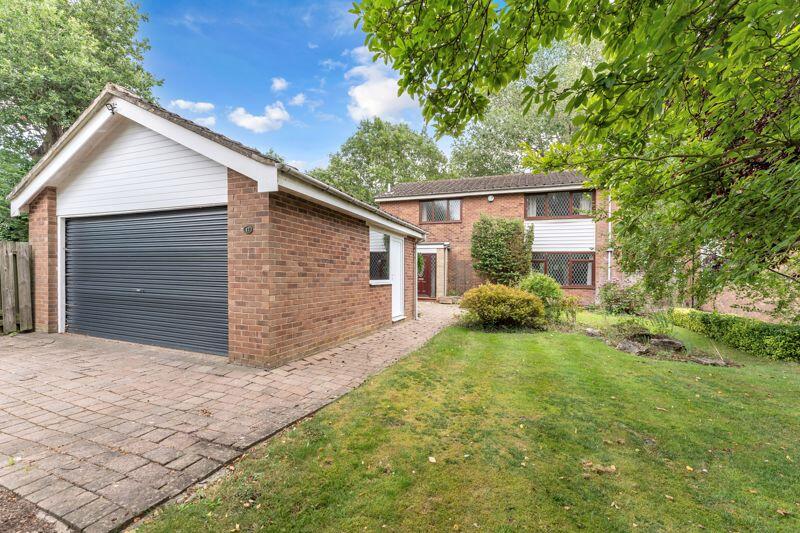 3-bed detached on Northumberland Close, Grimsby, £339,000