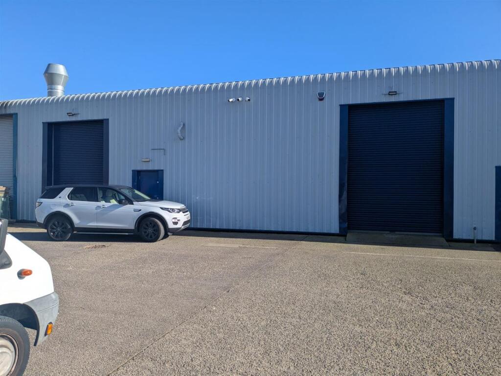 Main image of property: Cardiff Road, Barry