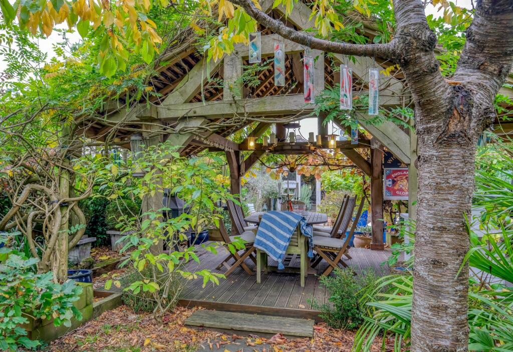 Additional image 22 of Birmingham Road, Marlbrook, B61