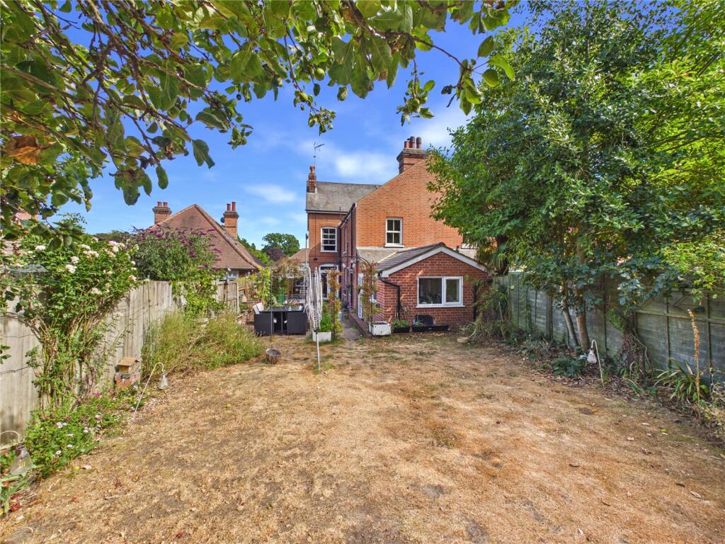 House in Ipswich, Suffolk - View 3