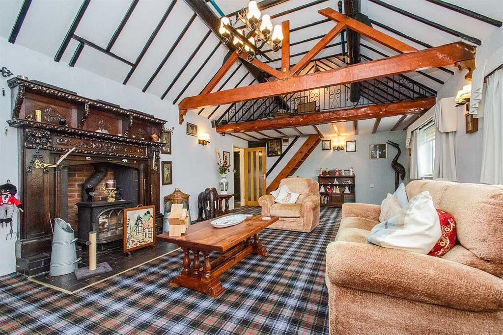 House in Wolverhampton - View 4