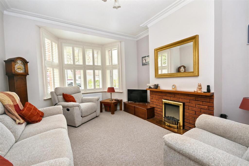 House in Brighton - View 2
