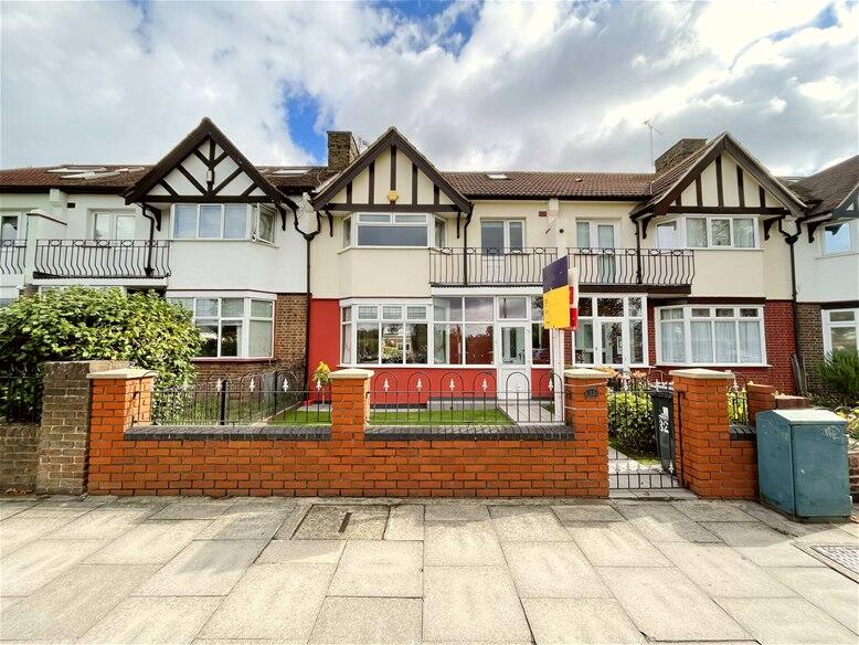 House in London - View 2
