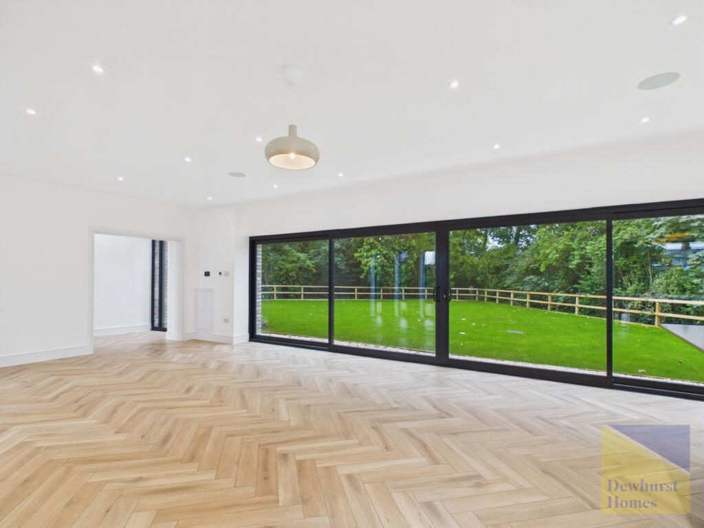 House in Chorley - View 4