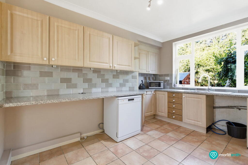 House in Sheffield, South Yorkshire - More