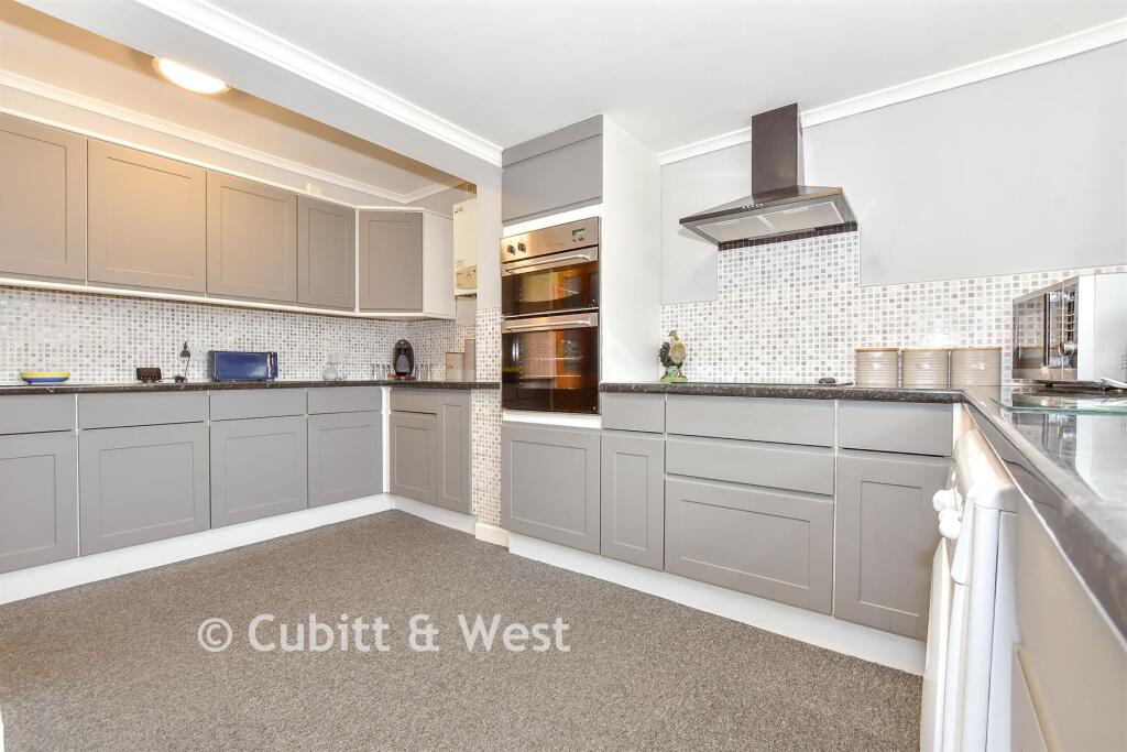 House in Arun, Woodgate, Aldingbourne - View 5