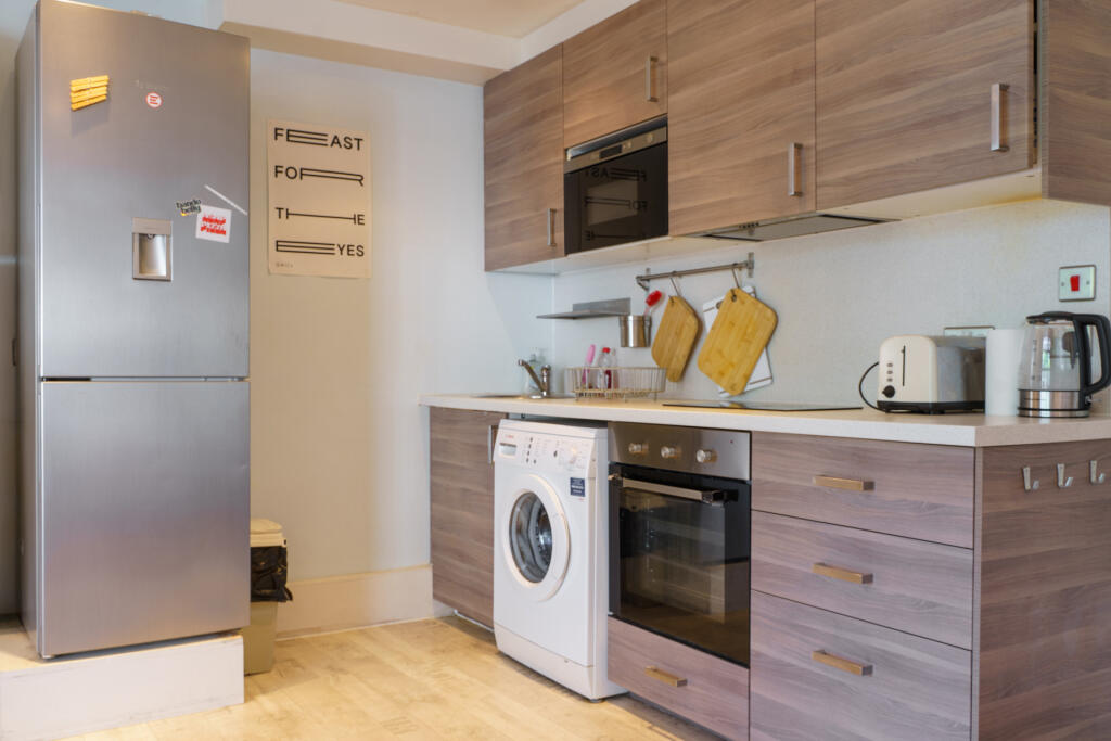 Studio flat for rent
