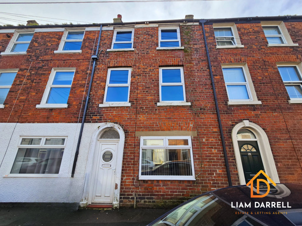 3-bed terraced on Hoxton Road, Scarborough, North Yorkshire, £120,000